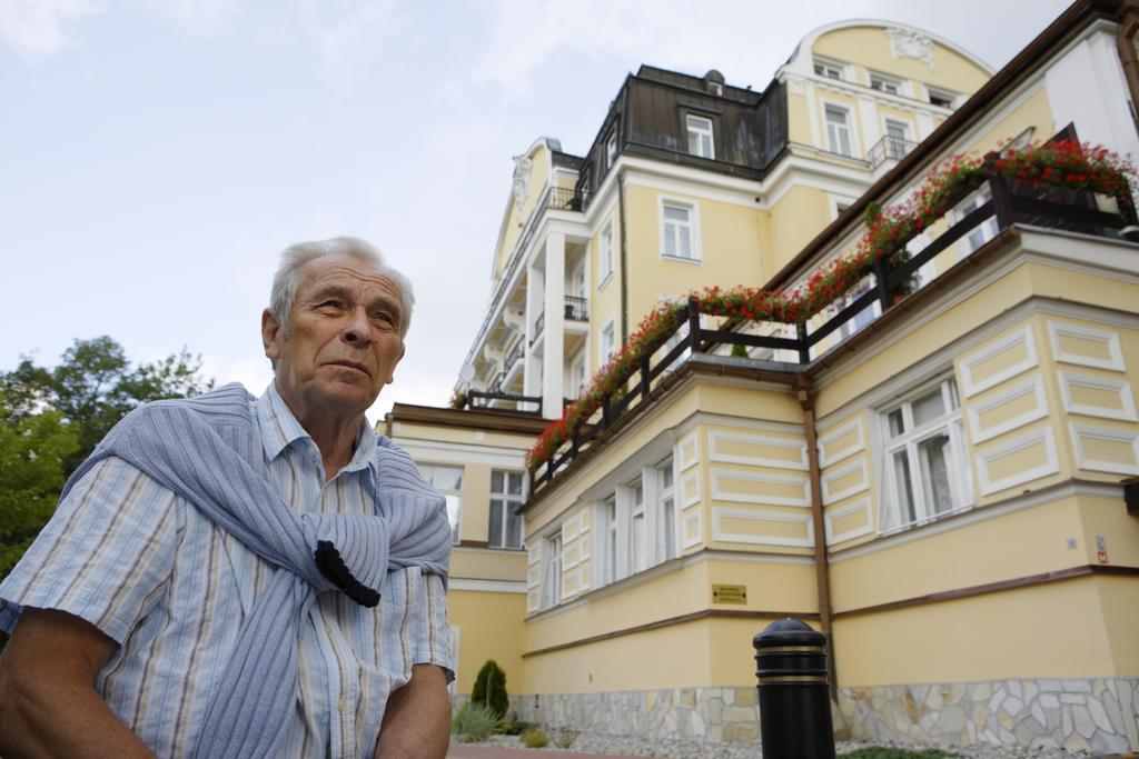 Royal Marianske Lazne Hotel Bagian luar foto